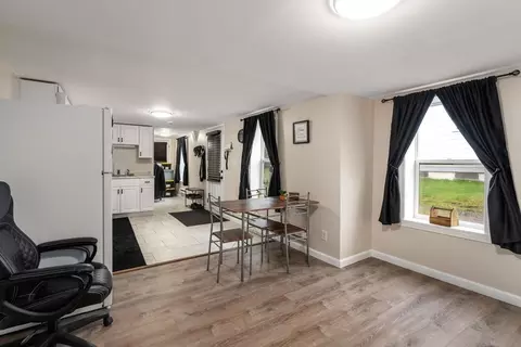 11-15 5th Ave, Webster, MA 01570 photo 17