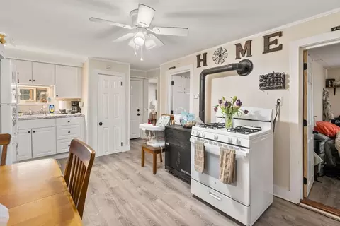 11-15 5th Ave, Webster, MA 01570 photo 11