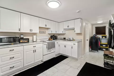 11-15 5th Ave, Webster, MA 01570 photo 21