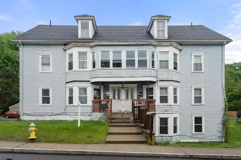 11-15 5th Ave, Webster, MA 01570 photo 2