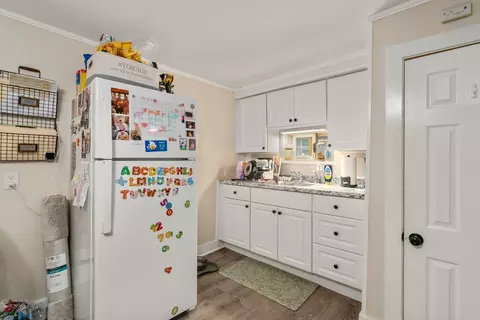 11-15 5th Ave, Webster, MA 01570 photo 12