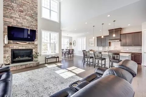 68 Woody Nook, Plymouth, MA 02360