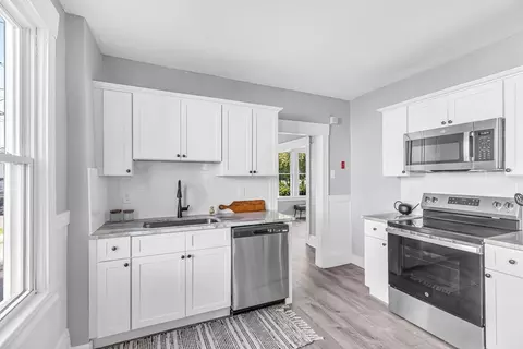 Kitchen - 24 Lorimer St, Springfield, MA 01151 photo 2 of 4