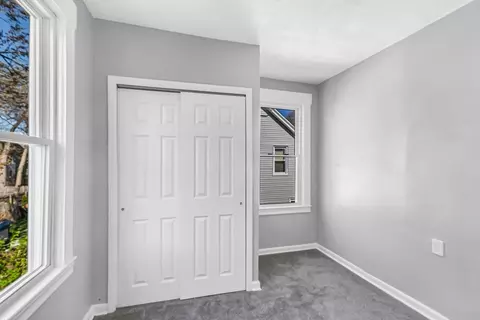Bedroom - 24 Lorimer St, Springfield, MA 01151 photo 5 of 13