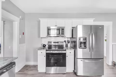 Kitchen - 24 Lorimer St, Springfield, MA 01151 photo 3 of 4