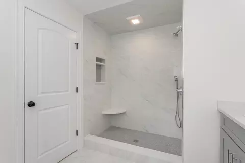 850 Pleasant St, Canton, MA 02021 photo 15