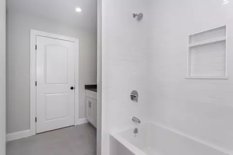 850 Pleasant St, Canton, MA 02021 photo 21