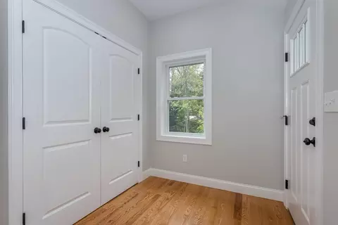 850 Pleasant St, Canton, MA 02021 photo 11