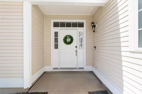 201 Central St #3, Georgetown, MA 01833 photo 4