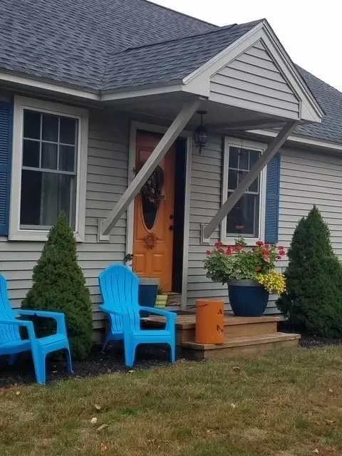 703 Brattleboro Rd, Bernardston, MA 01337