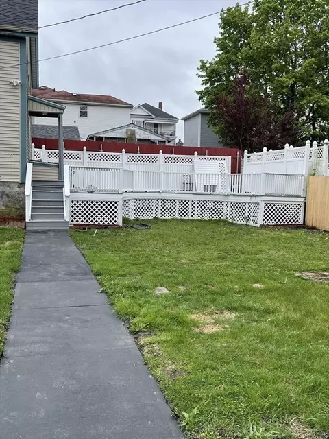 24 Montaup St, Fall River, MA 02724 photo 3