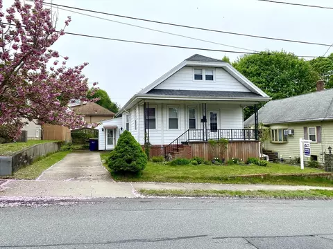 13 Deane St, Fairhaven, MA 02719