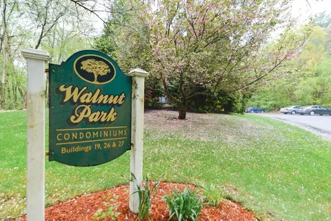 19 Fuller Rd #5, Foxboro, MA 02035