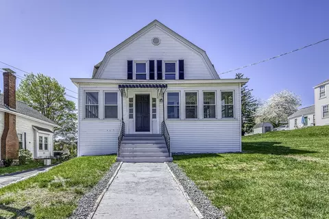 14 Canal St, Millbury, MA 01527