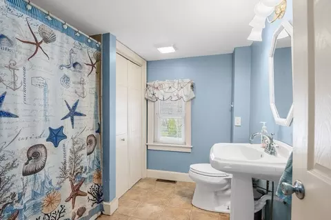 231 W Main St, Georgetown, MA 01833 photo 19