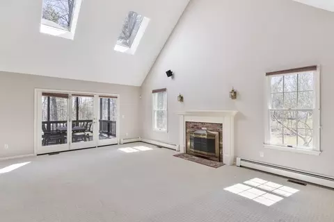 11 Maynard Rd, Berlin, MA 01503 photo 14