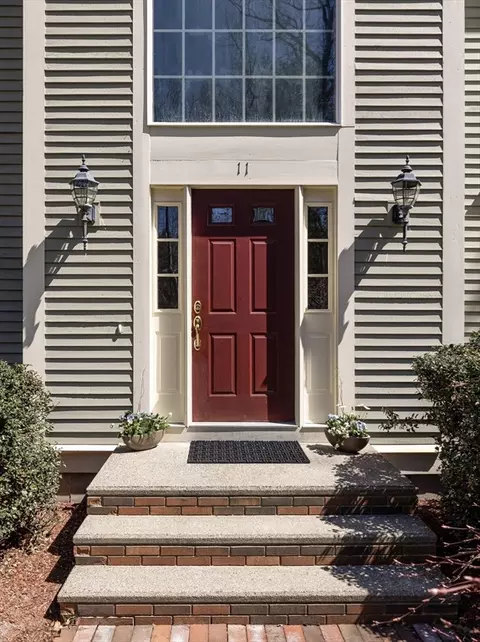 11 Maynard Rd, Berlin, MA 01503 photo 3