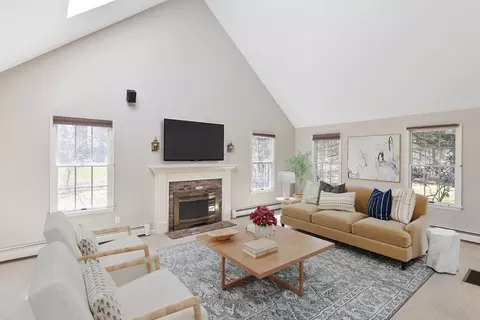11 Maynard Rd, Berlin, MA 01503 photo 13
