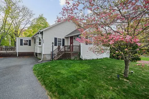 309 Spring St, Rockland, MA 02370
