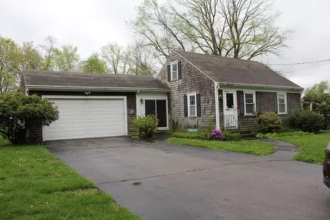 110 High St, Plainville, MA 02762