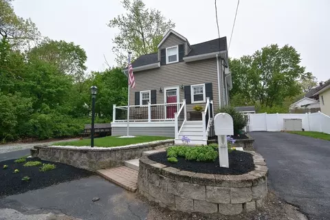 21 Prospect Ave, Attleboro, MA 02703