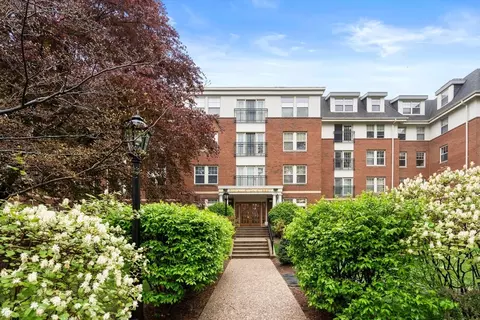 300 Allston St #208, Brighton, MA 02135