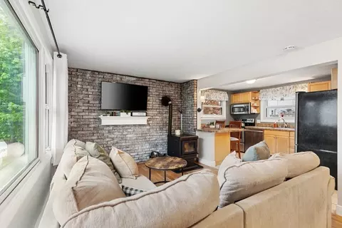 Living - 12 Wright St #2, Stoneham, MA 02180 photo 1 of 4