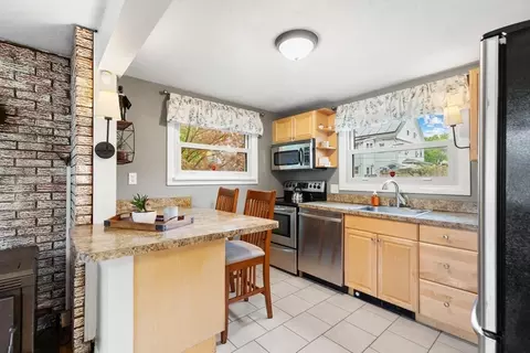 Kitchen - 12 Wright St #2, Stoneham, MA 02180 photo 1 of 4