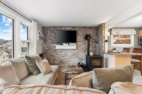 Living - 12 Wright St #2, Stoneham, MA 02180 photo 2 of 4