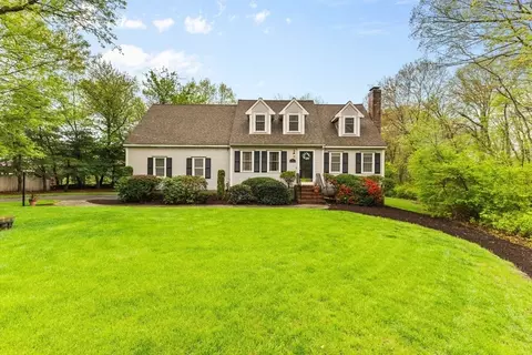 2 Mctee Dr, Norton, MA 02766
