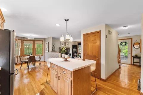 2 Mctee Dr, Norton, MA 02766 photo 5
