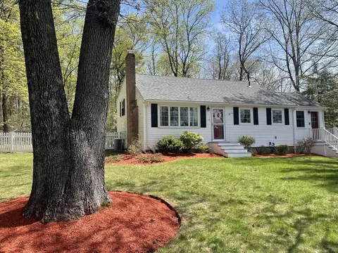 13 Rolling Ridge Rd, Franklin, MA 02038