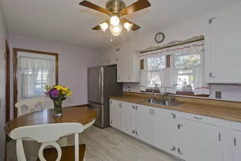 Kitchen - 460 James St, Chicopee, MA 01020 photo 2 of 5