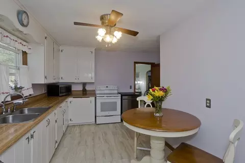 Kitchen - 460 James St, Chicopee, MA 01020 photo 4 of 5