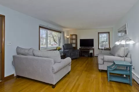 Living - 460 James St, Chicopee, MA 01020 photo 2 of 7