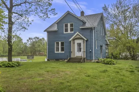 241 Meadow St, Agawam, MA 01001