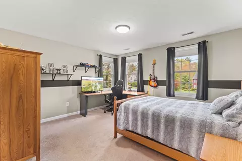 20 Mohawk Rd, Raynham, MA 02767 photo 35