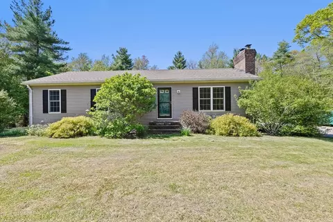 151 Spruce St, Middleboro, MA 02346