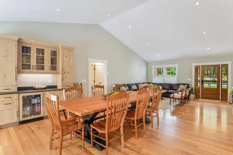 19 Coombs Ln, Mashpee, MA 02649 photo 5