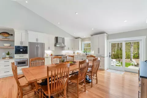 19 Coombs Ln, Mashpee, MA 02649 photo 9