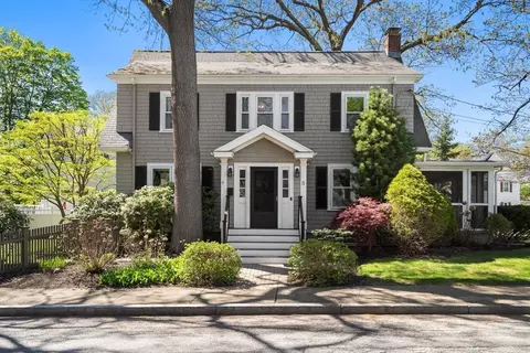 5 Ionia St, Auburndale, MA 02466