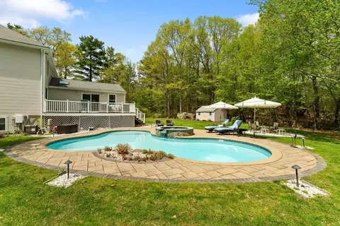 25 Wood Dr, Mendon, MA 01756 photo 38