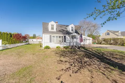 94 Norris St, Feeding Hills, MA 01030