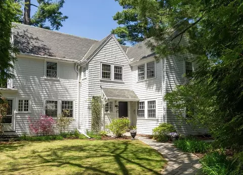 9 Wyman Rd, Cambridge, MA 02138