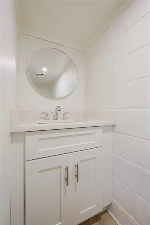 497 Massasoit Rd, Worcester, MA 01604 photo 23