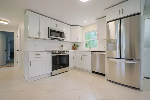 497 Massasoit Rd, Worcester, MA 01604 photo 7