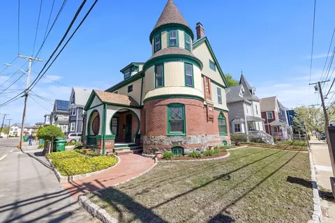 124 Boston Ave, Medford, MA 02155