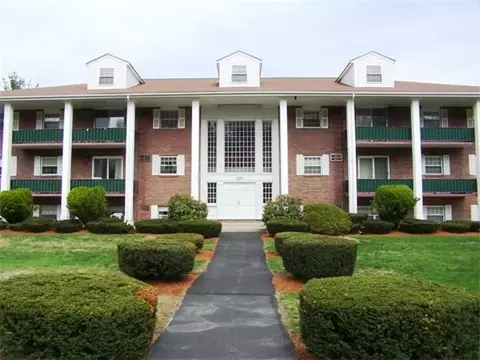 257 N Main St #11, Andover, MA 01810