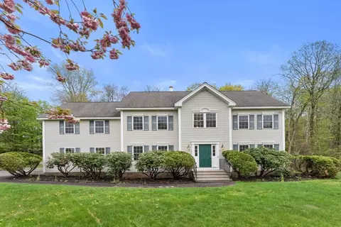 35 Fort Pond Hill Rd, Littleton, MA 01460