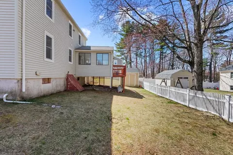 72 C, Dracut, MA 01826 photo 5